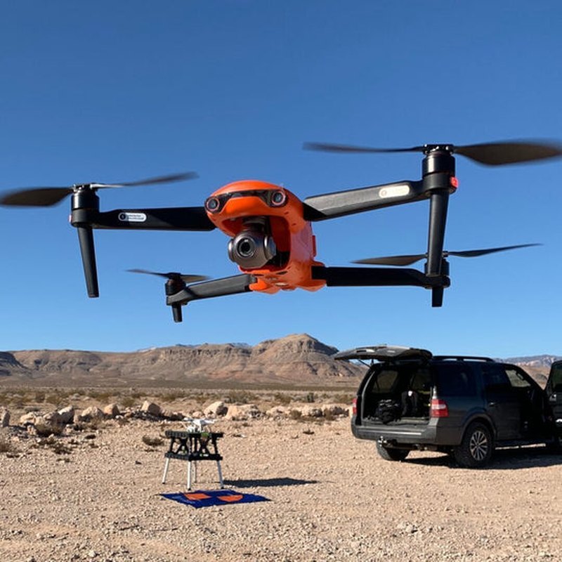 RC quadcopter: High-performance drone with 4K camera, extended flight & remote control for outdoor use.