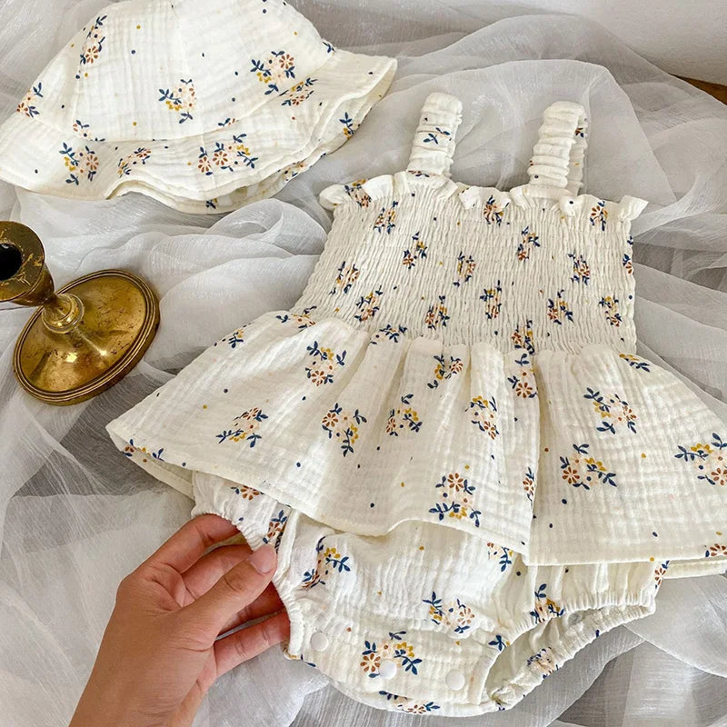 Essential newborn outfit: floral cotton O-neck infant bodysuit, super breathable baby romper