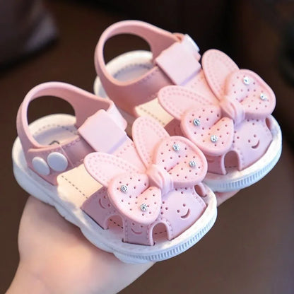 Toddler summer shoes: breathable pink sandals for infant girls with bow design