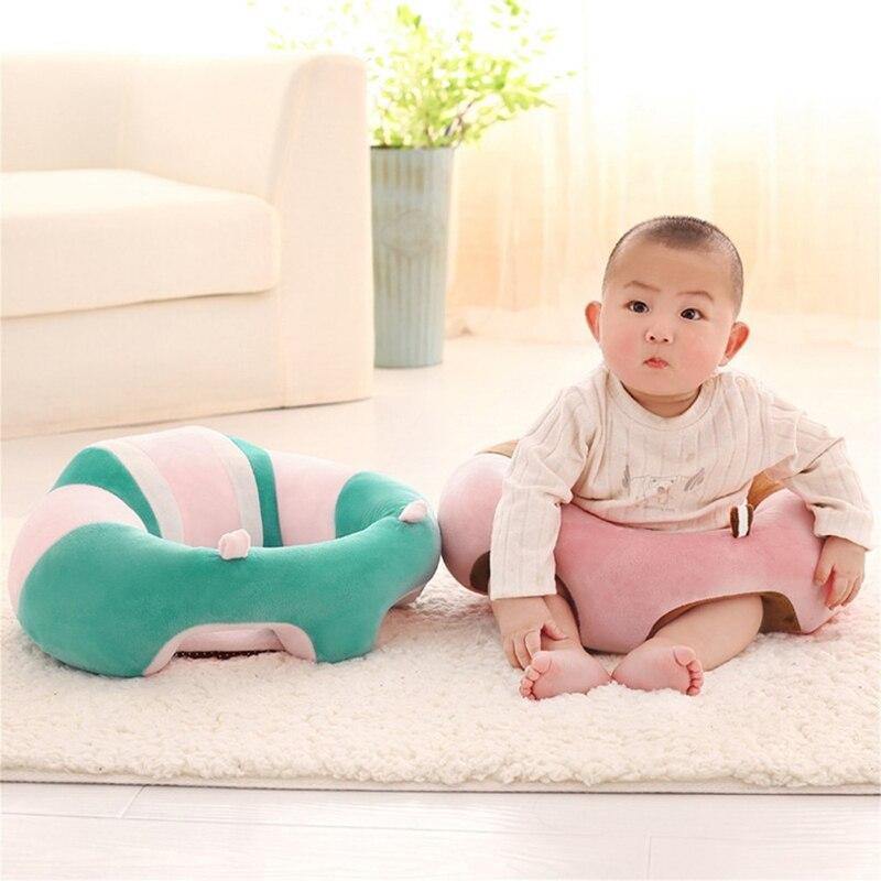 New parent essential: a plush, portable infant support seat for easy baby sitting and feeding support.
