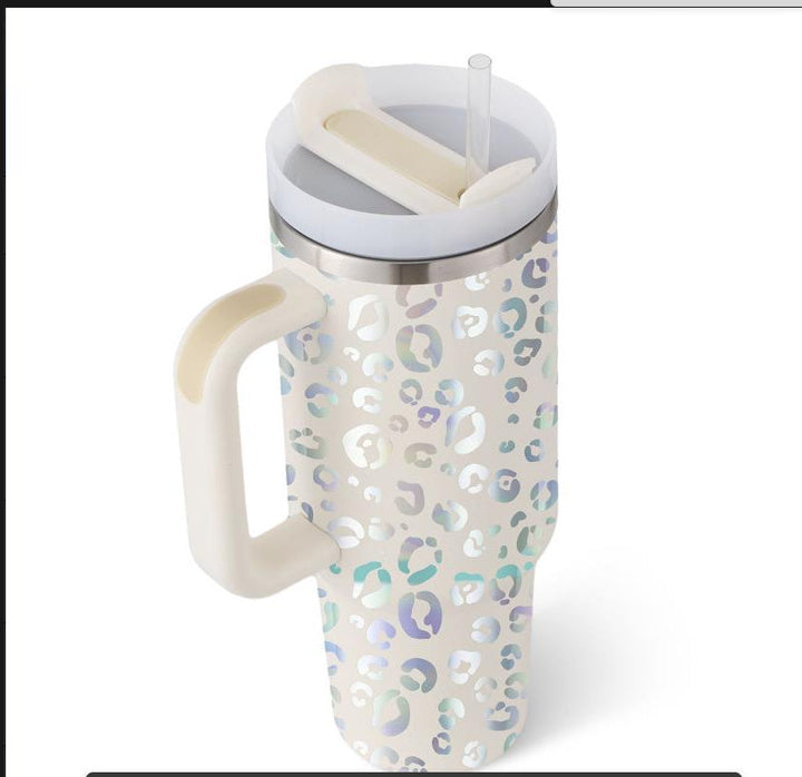 Everyday hydration made easy with this 40 oz insulated travel mug, handle, and straw.
