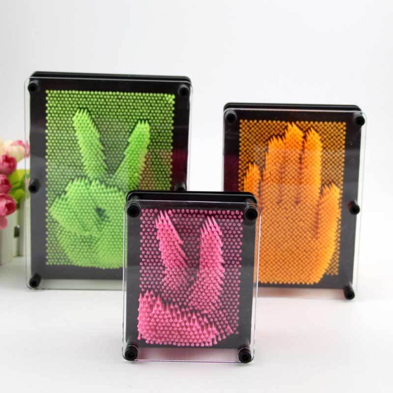 Kids 3D Pin Art Board, a creative toy for children to sculpt shapes and patterns from plastic pins.