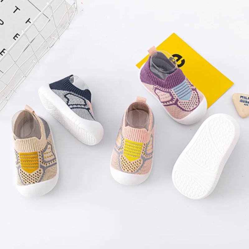 Kids' breathable cotton mesh anti-slip sneakers, perfect for active play and comfortable wear.
