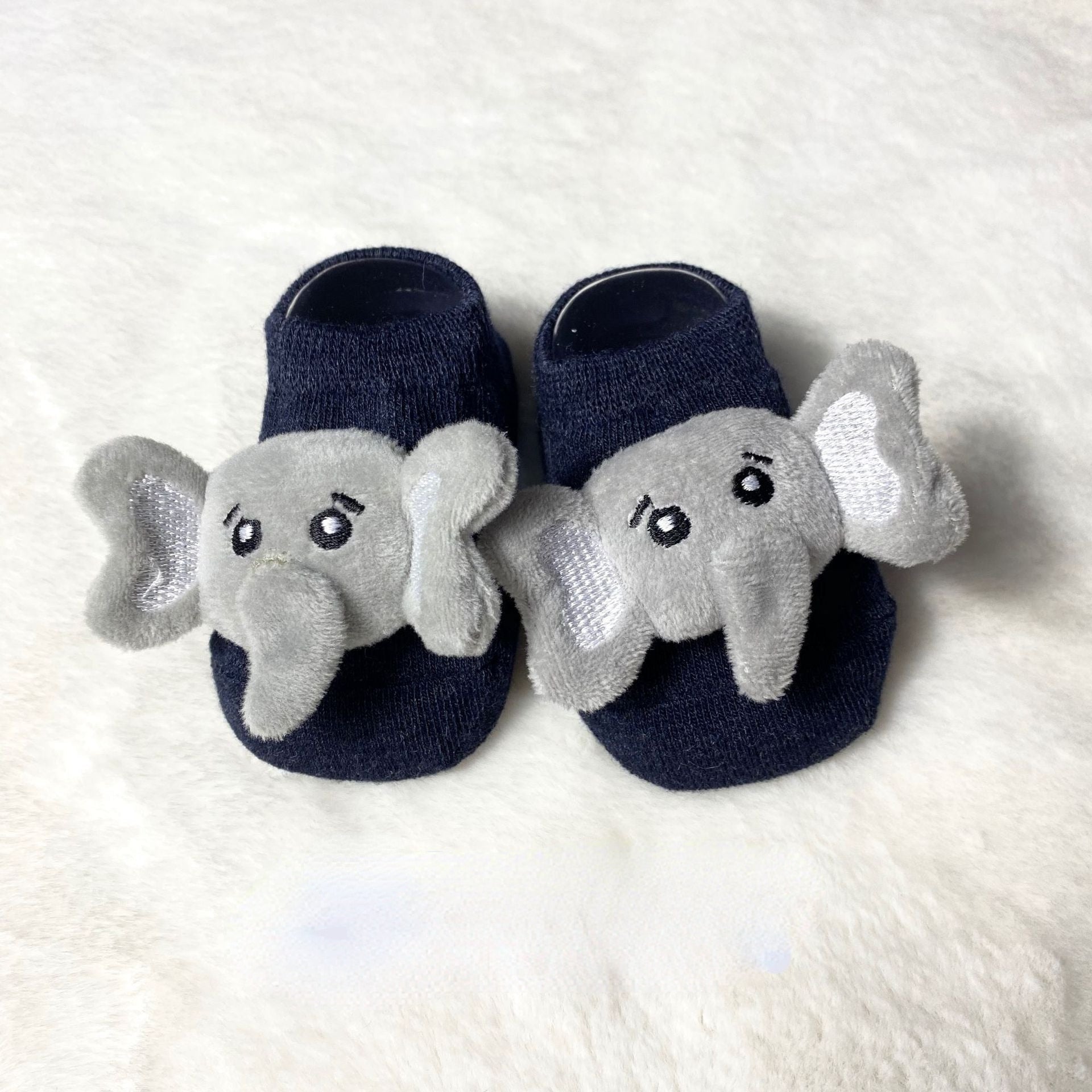 Set of assorted animal character baby socks, cozy and warm anti-slip children's socks