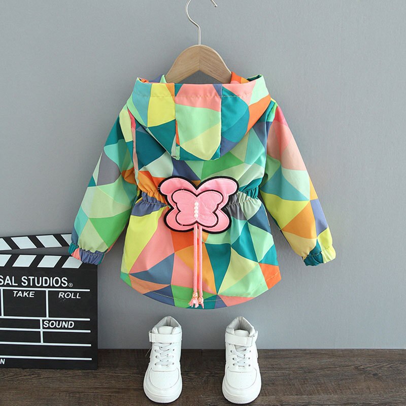 Playtime wear: 'Mickey' cartoon mice print hoodie jacket for children, easy on/off zipper closure