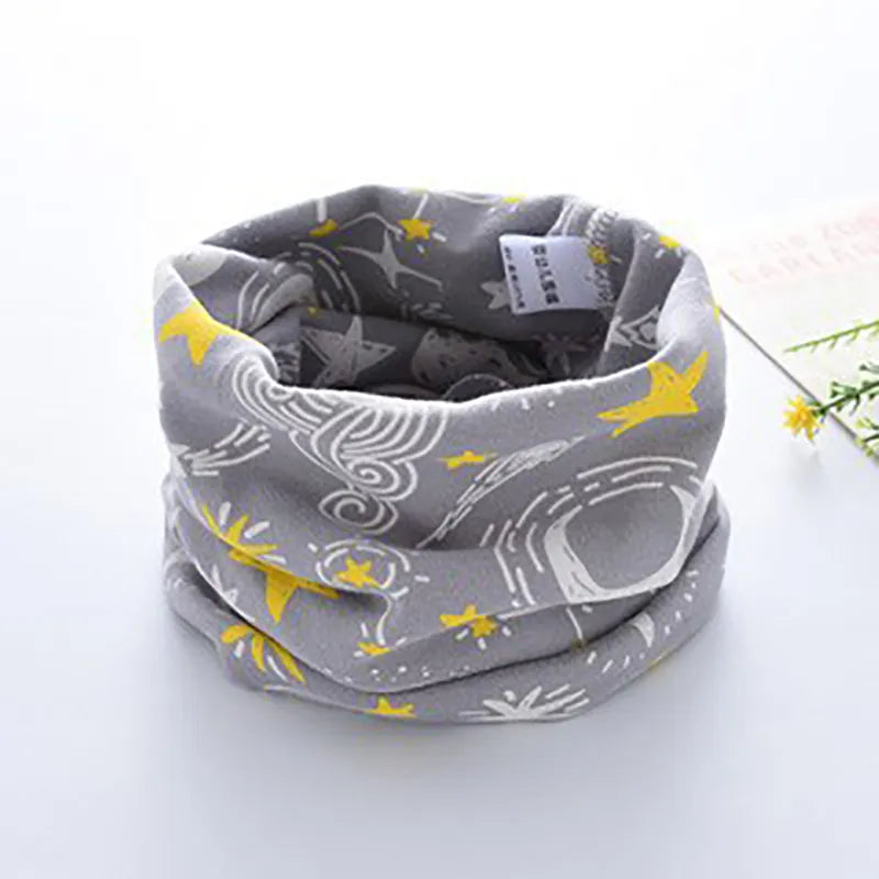 Kids' soft neck scarf, light green with cartoon frogs, great for cool temperatures