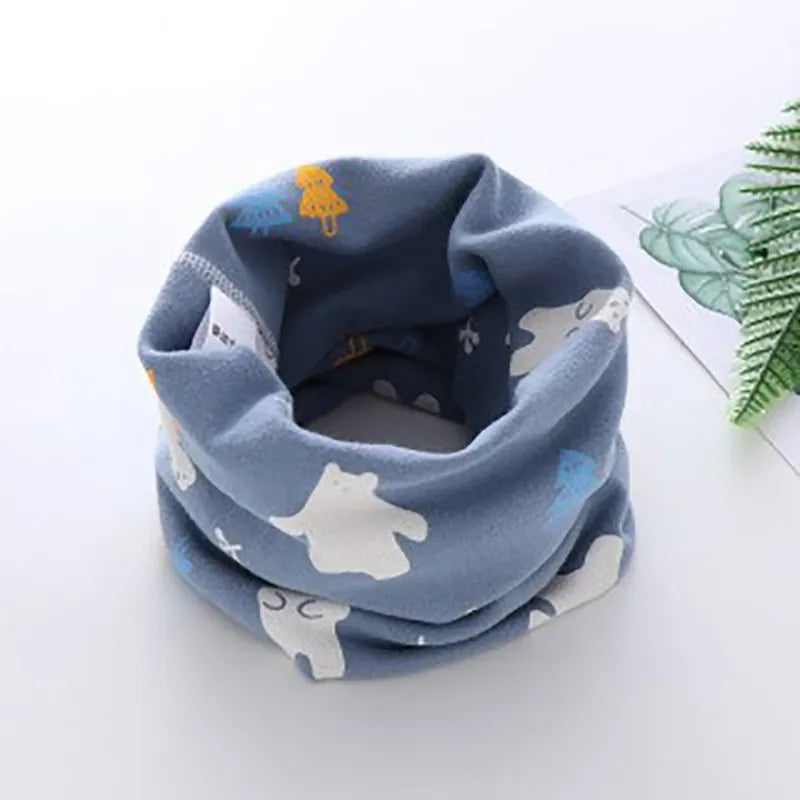 Unisex children's neck accessory, red with cartoon ladybugs, for warmth and fun