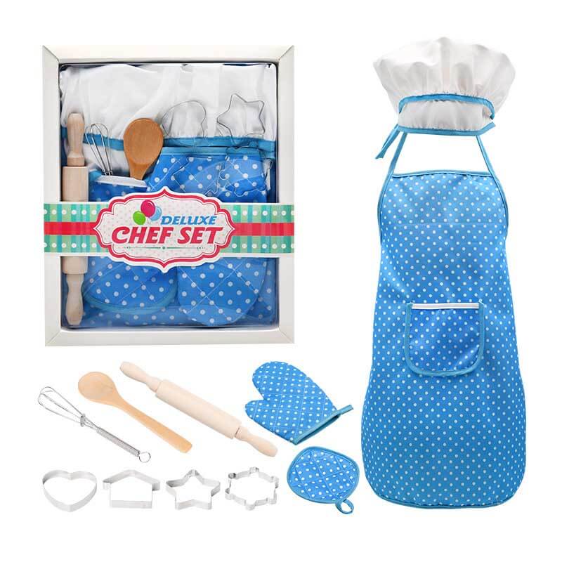 Complete chef set for kids with apron, hat, whisk, spatula – ideal for young bakers