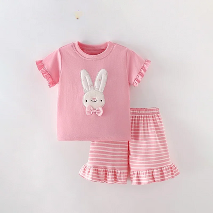 Summer outfit for kids: soft cotton blend shorts set featuring a cheerful graphic print