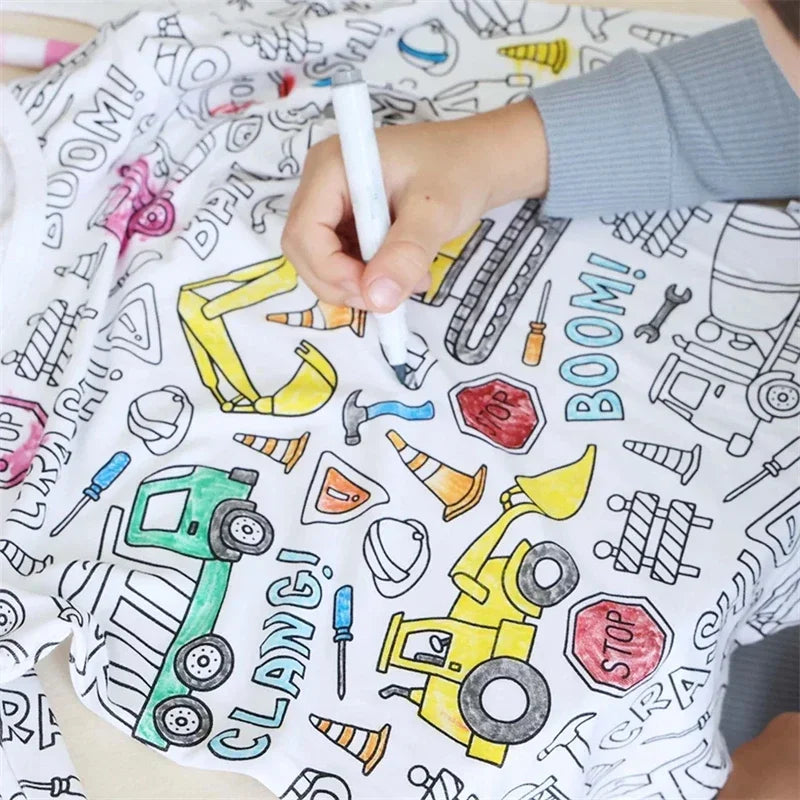 Packaging for Kids DIY Coloring Pajama Set, highlighting 'DIY' and 'Coloring Fun' for children