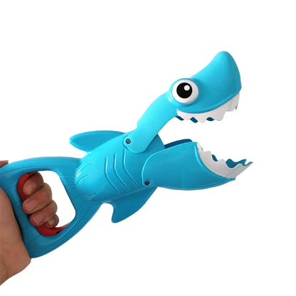 Shark grabber bath toy for kids, an educational tool for fun water play and motor skill development.