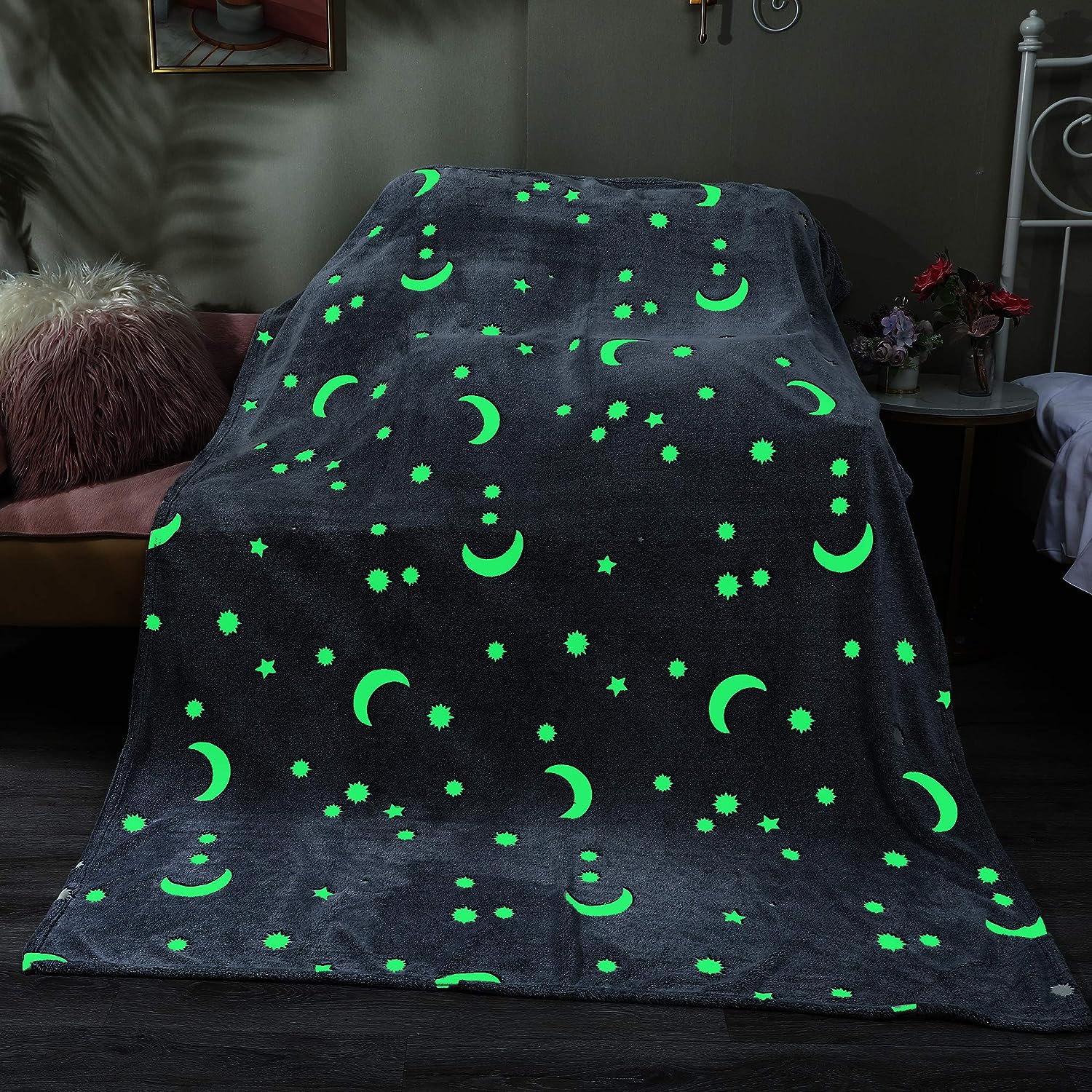 Night sky glow-in-the-dark sun and moon blanket, cozy kids' bedroom bedding throw
