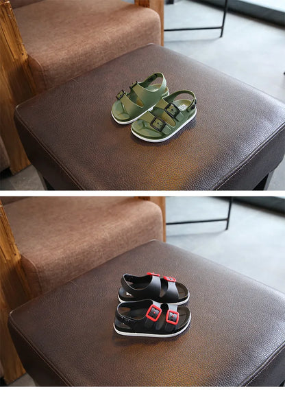 Boys/Girls closed-toe beach sandals, anti-slip rubber sole, breathable and lightweight.