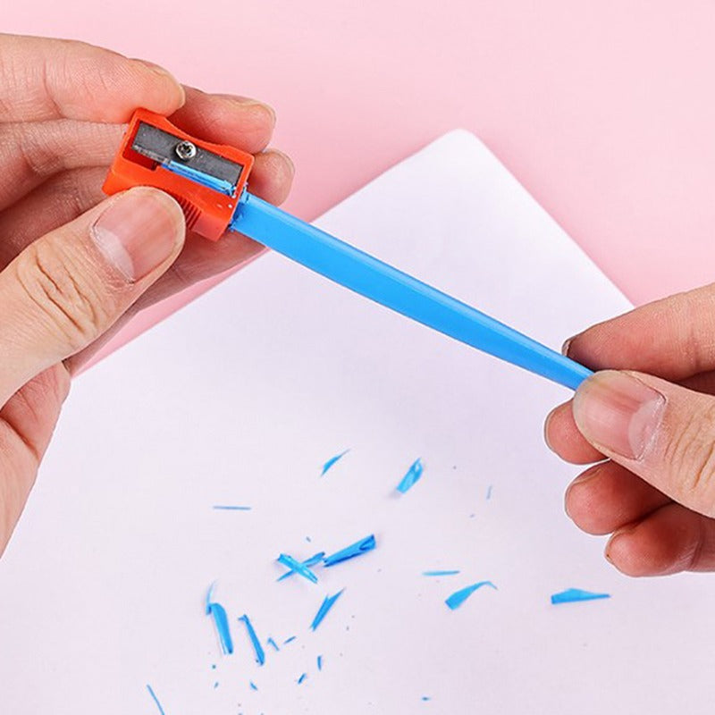 Non-toxic washable crayons for children, ideal for coloring and artistic expression.