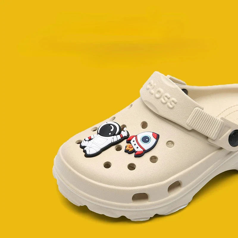 Youth summer clogs, easy-clean non-slip shoes ideal for pool and outdoor fun.
