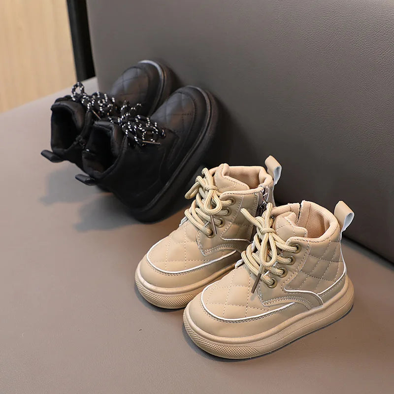 Toddler's plaid lace-up boots, cozy and stylish, perfect for winter adventures, boys and girls footwear