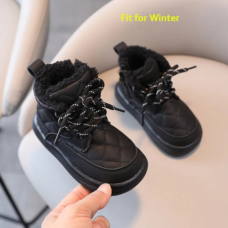 Girls plaid fashion snow boots, keeping little feet warm and dry during winter play, stylish children's shoes