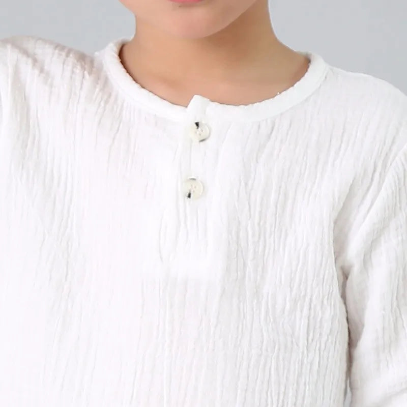 Comfortable green kids' pleated linen & cotton blend t-shirt, perfect for active toddlers