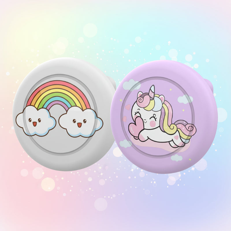 Brooch AirTag case, smart silicone design for kids' discreet GPS tracking on backpacks.