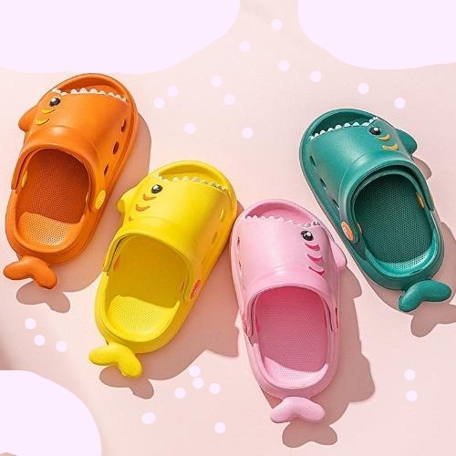 Kids' summer shark comfort slippers with adjustable strap for toddlers, blue, side view.