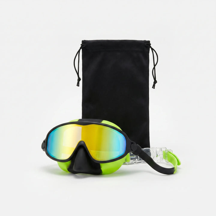 Easy-to-wear kids' swim mask featuring a comfortable nose cover & wide view for ultimate water fun.