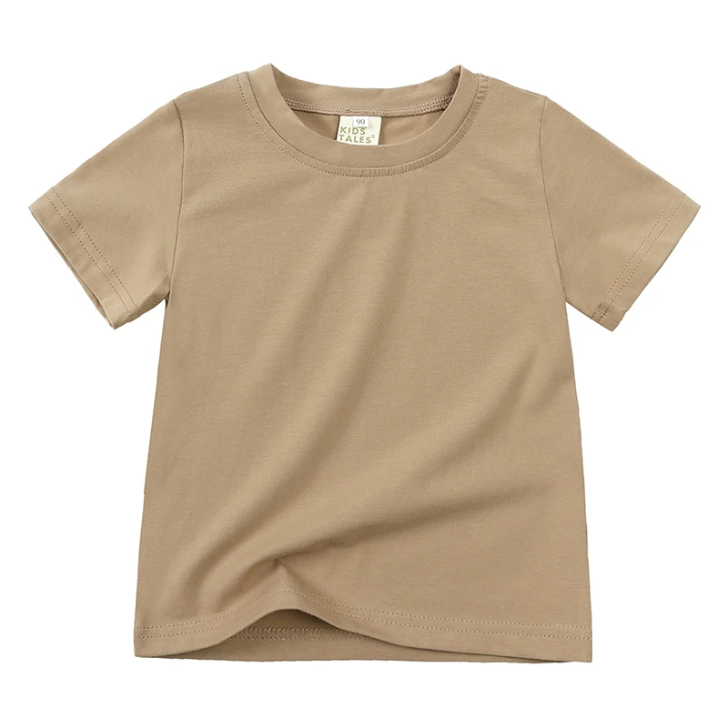 Flat lay of a unisex short sleeve cotton t-shirt, ideal for everyday children's clothing