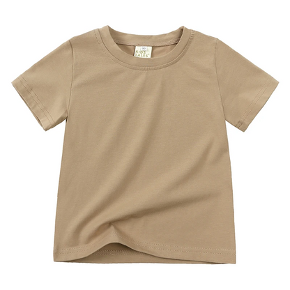 Flat lay of a unisex short sleeve cotton t-shirt, ideal for everyday children's clothing