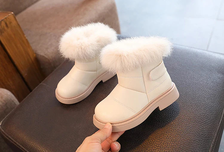 Kids' blue winter boots with secure lacing, ideal for snowy conditions