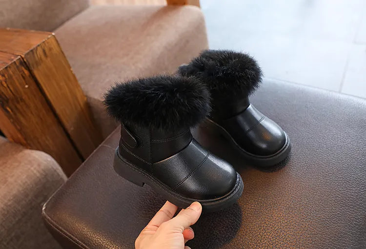 Warm blue kids' winter boots, ideal for playing in snow and cold weather