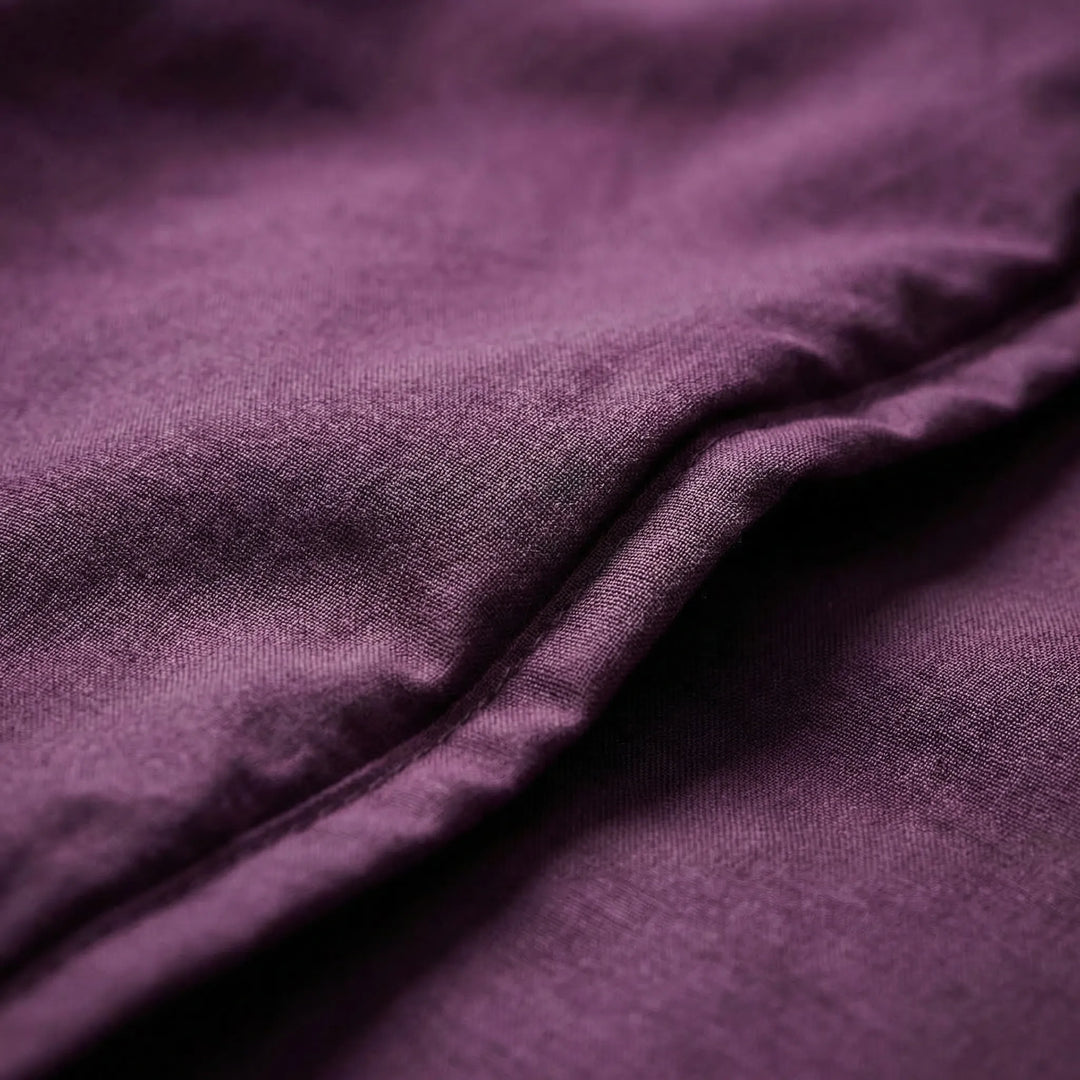 Breathable unisex sleeping bag liner for travel, camping & hostels. Ensures hygiene & comfort on outdoor adventures.
