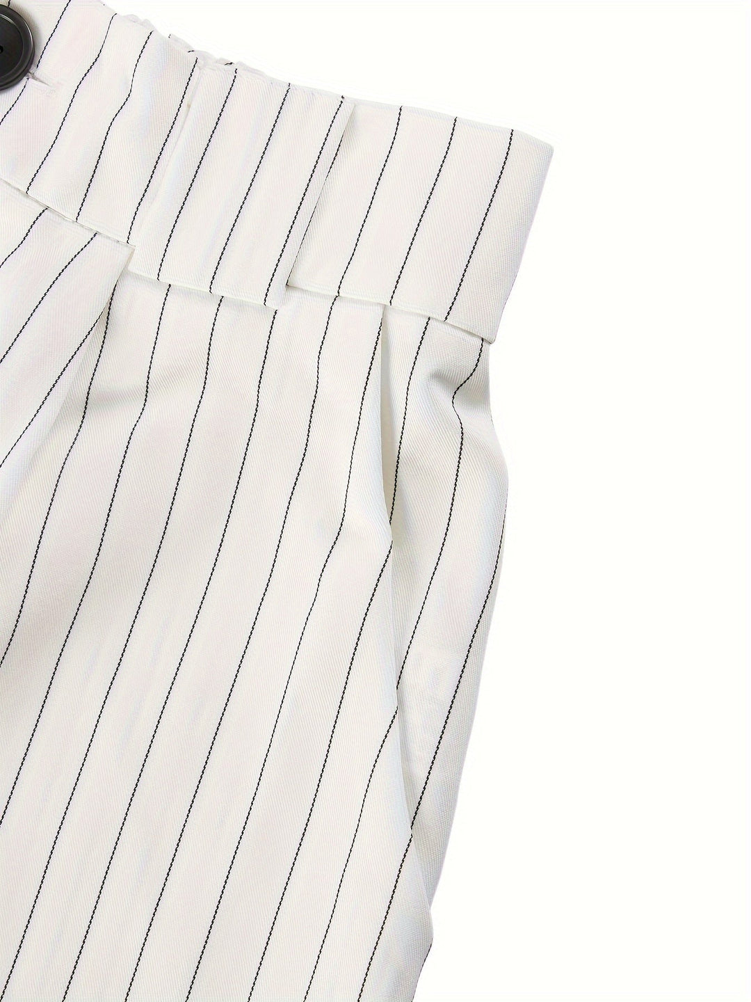 Breathable striped summer blazer and shorts set for women. Enjoy casual chic style this season.