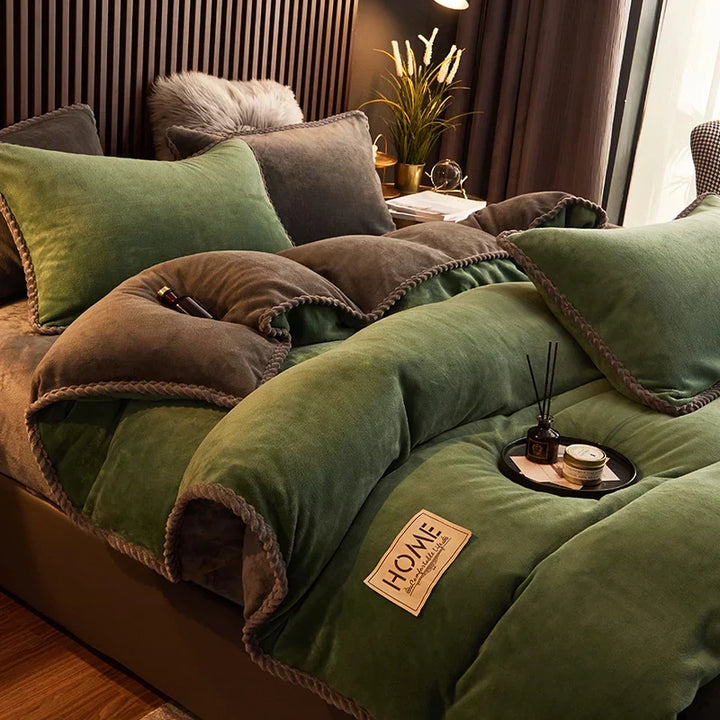 Complete velvet fleece comforter and pillow sham bed set, perfect for any bedroom.