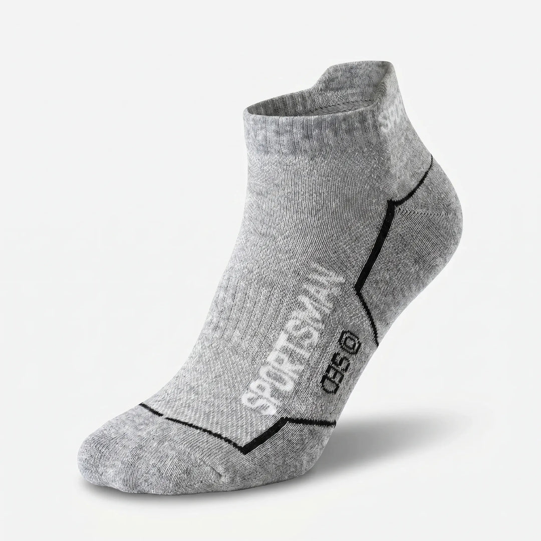 Multipack men's breathable ankle socks. Low-cut design, perfect for athletic activities & gym wear.