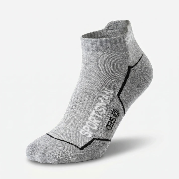 Multipack men's breathable ankle socks. Low-cut design, perfect for athletic activities & gym wear.