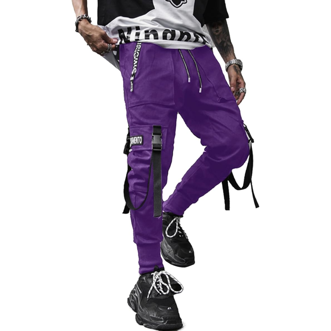 Casual black men's joggers, tactical multi-pocket design, ideal for streetwear and everyday comfort.