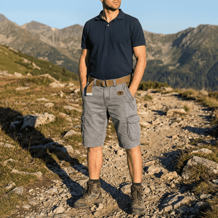 Casual men's breathable cargo shorts. Ample pockets & relaxed fit, perfect for summer outdoor adventures.