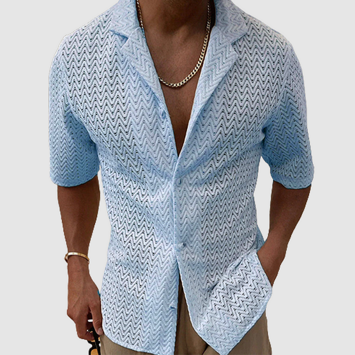 Men's breathable open-weave short sleeve leisure shirt for summer comfort. Relaxed fit button-up, perfect for casual wear.