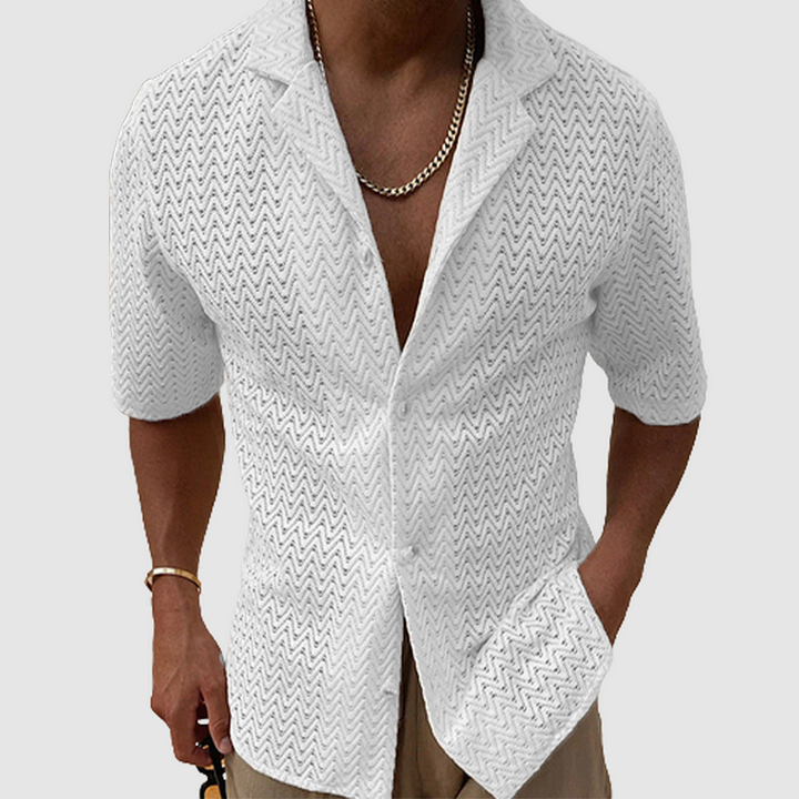 Lightweight & breathable men's open-weave short sleeve shirt, designed for ultimate comfort in summer leisurewear.