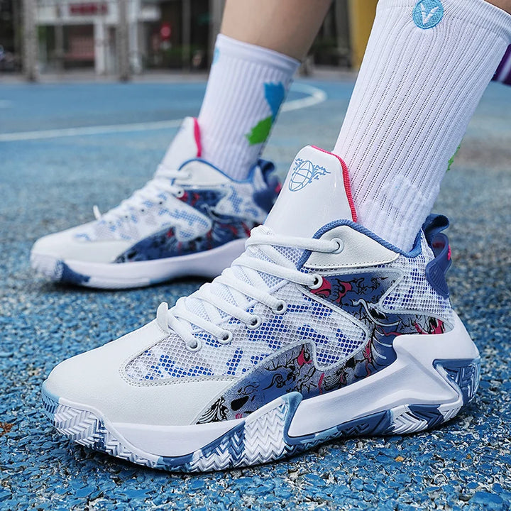 Dynamic men's basketball trainers, high-top, graphic print, offering durable grip & comfort.