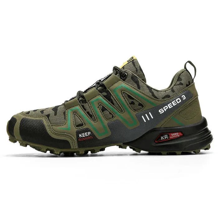 Cushioned men's camo sneakers, providing orthopedic support, foot comfort, and casual style.