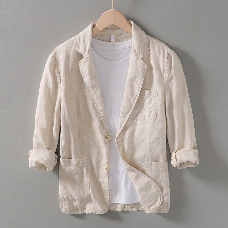 White men's casual blazer. Relaxed fit, perfect for smart-casual spring & summer outfits. Effortless men's fashion.