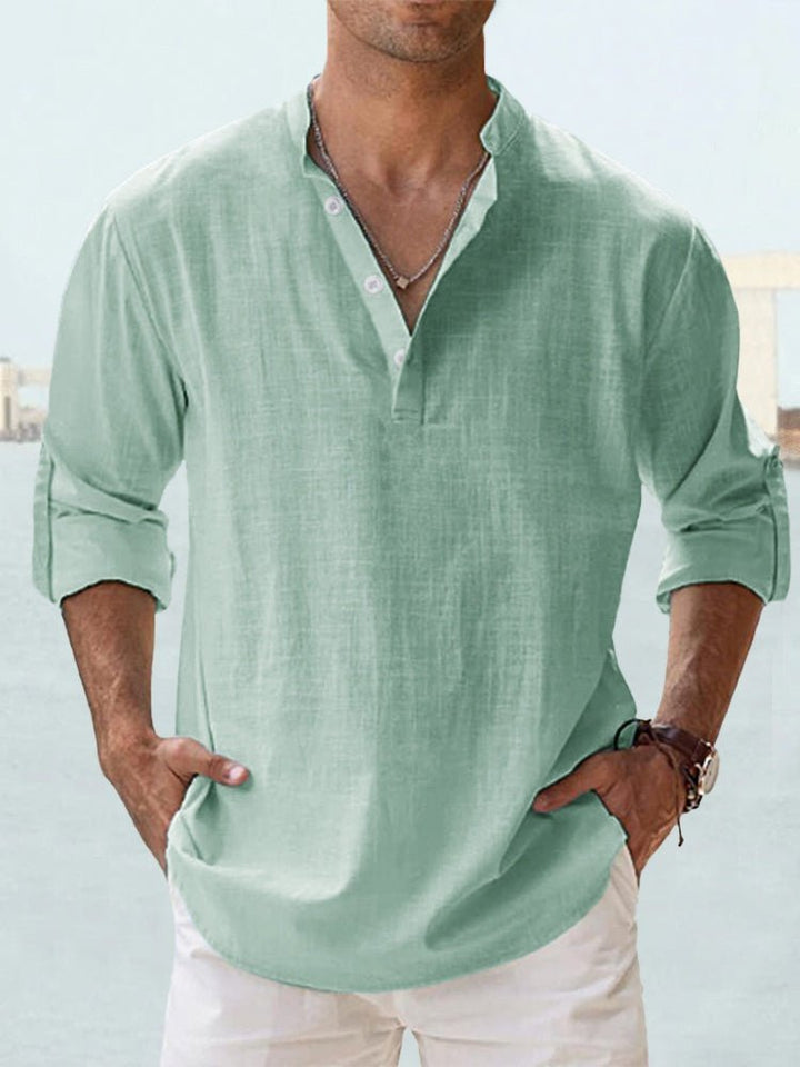 Versatile men's Henley shirt, long sleeve & buttoned, featuring a trendy mandarin collar. Summer ready.