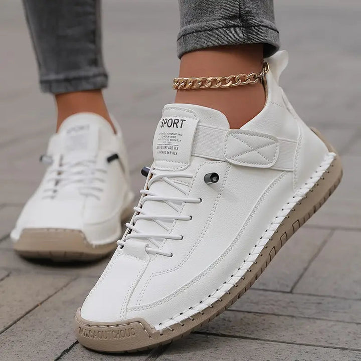 Men's casual wide toe sneakers, non-slip comfort for everyday wear & walking. Versatile & stylish footwear.