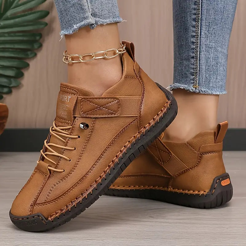 Men's casual wide toe comfort sneakers, non-slip and versatile for daily wear & walking. Stylish footwear.