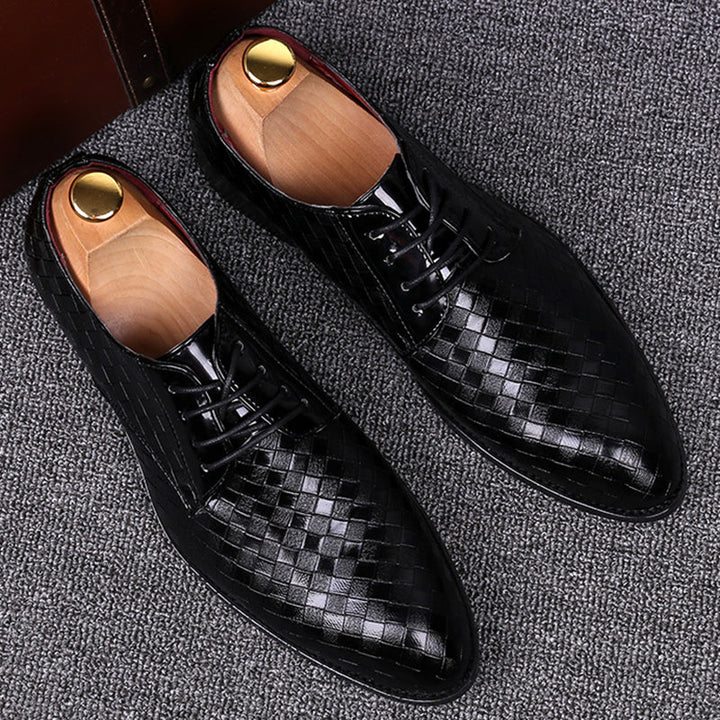 High-quality men's classic leather lace-up shoes, offering timeless elegance & comfort for everyday & formal wear.