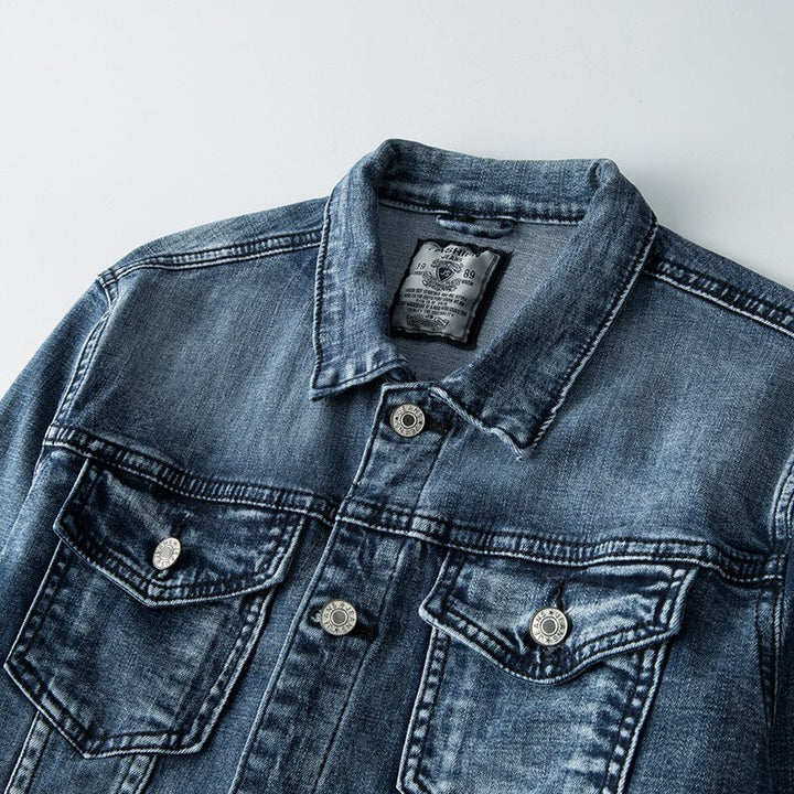 Timeless men's denim jacket for effortless style. A versatile, casual staple wardrobe piece for everyday wear.