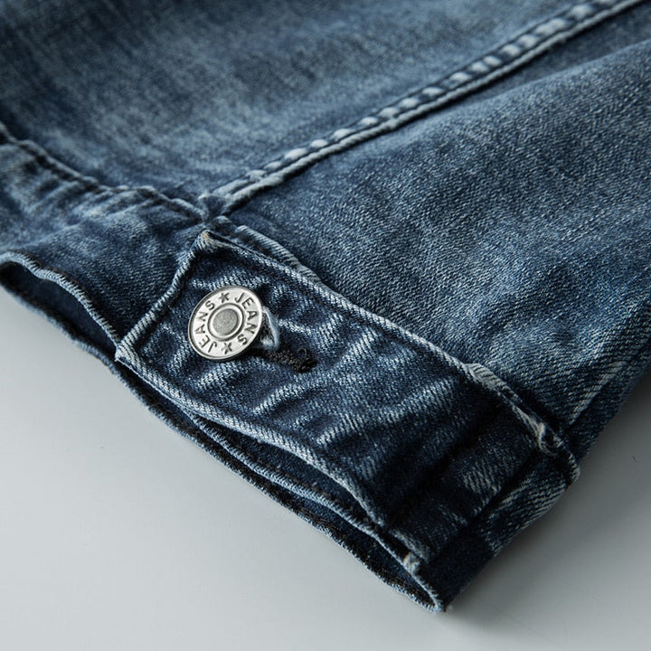 Classic men's blue denim jacket, a staple for timeless, casual style. Perfect everyday outerwear for any season.
