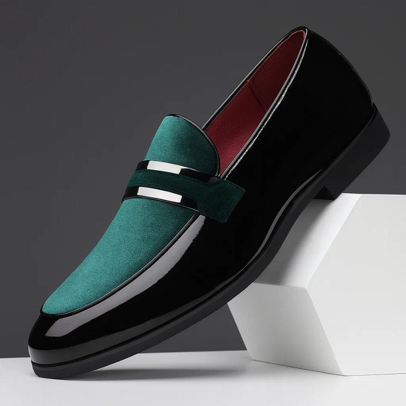 Stylish men's classic penny loafers, sophisticated dress shoes for formal events & everyday smart casual wear.