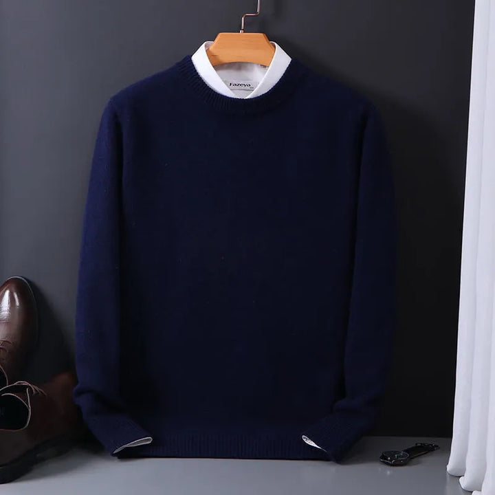 Men's smart casual knit sweater, a versatile crew neck top suitable for many different outfits.
