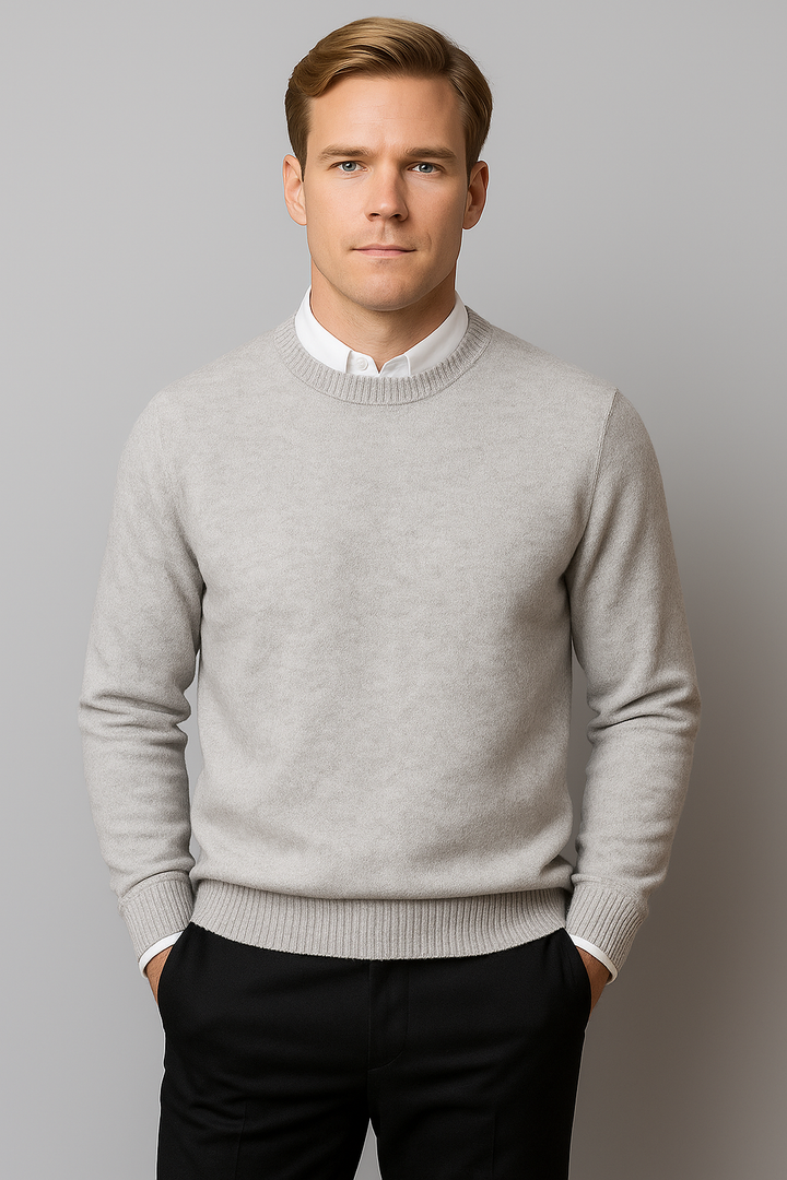 Versatile men's classic crew neck sweater, ideal for both casual and smart-casual occasions.
